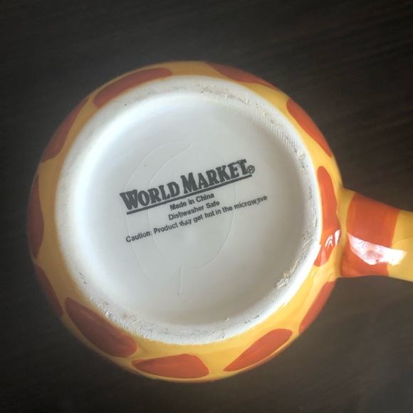 World Market Surprise Giraffe Mug - Picture 7 of 7